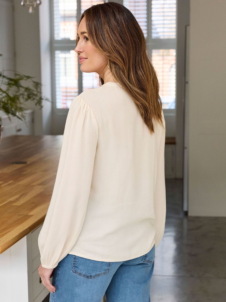 Cotton Traders Cream Broiderie Long Sleeve Blouse - Image 2 of 4 Cotton Traders Cream Broiderie Long Sleeve Blouse - Image 2 of 4
