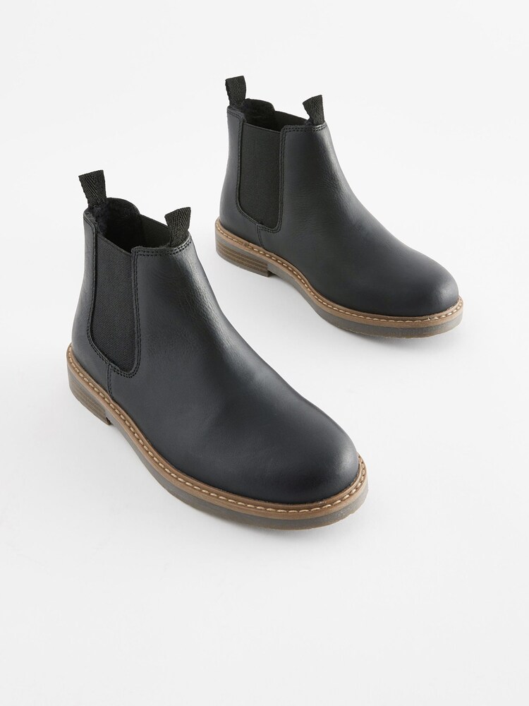 Schwarz - Chelsea-Stiefel aus Leder - Bild 1 von 5 Schwarz - Chelsea-Stiefel aus Leder - Bild 1 von 5
