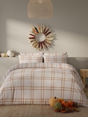 Vantona Natural Halloween Stripe Pumpkin Duvet Cover and Pillowcase Set - Image 2 of 5