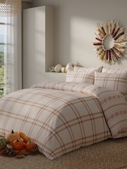 Vantona Natural Halloween Stripe Pumpkin Duvet Cover and Pillowcase Set - Image 4 of 5