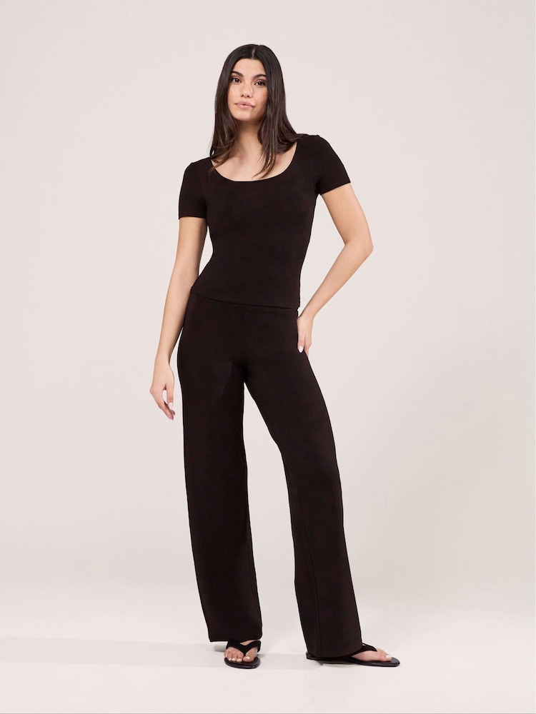 LOVALL Brown Petite Lightweight Wide Leg Trousers - Image 1 of 4 LOVALL Brown Petite Lightweight Wide Leg Trousers - Image 1 of 4