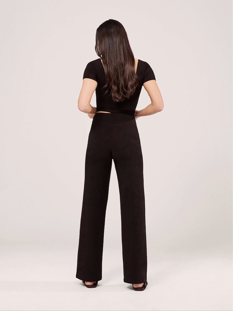 LOVALL Brown Petite Lightweight Wide Leg Trousers - Image 2 of 4 LOVALL Brown Petite Lightweight Wide Leg Trousers - Image 2 of 4
