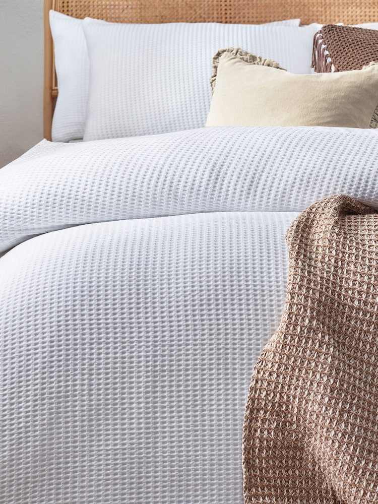 Yard White Chunky Waffle 100% Cotton Duvet Cover Set - Image 2 of 4