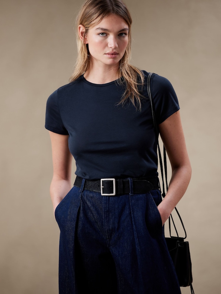 Banana Republic Navy Blue Lightweight Crew-Neck T-Shirt - Image 1 of 1 Banana Republic Navy Blue Lightweight Crew-Neck T-Shirt - Image 1 of 1