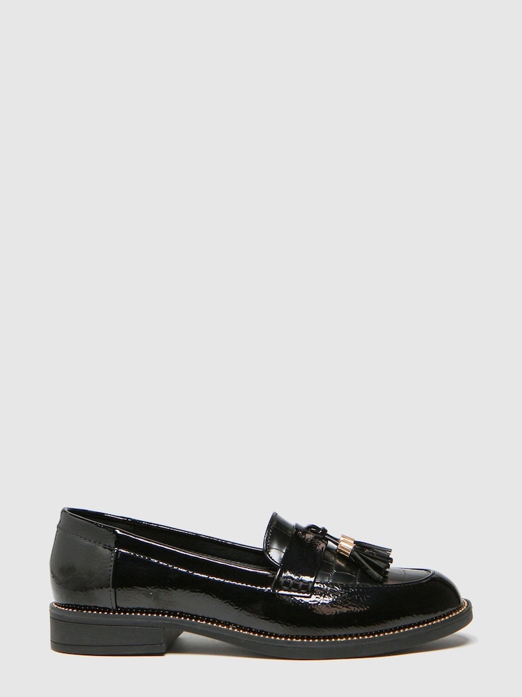 Schuh Lailah Croc Trassel Loafers - Image 1 of 4