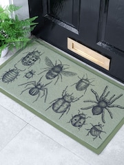 Tapete de entrada Artsy Mats com estampa de insetos para ambientes internos e externos. - Imagem 1 de 2