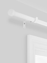 White Stud Finial Extendable 28mm Curtain Pole Kit - Image 4 of 4