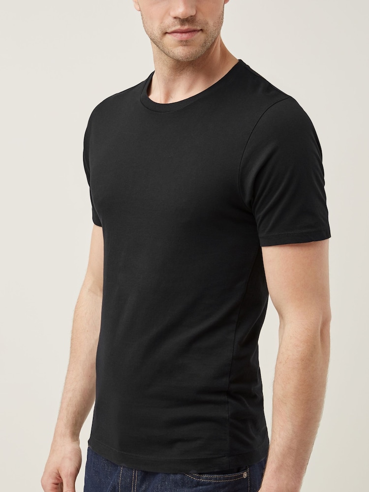 Svart - Vanlig passform - Essential Rund hals T-shirt i bomull - Bild 1 av 6