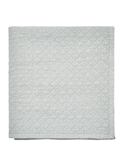 Bedeck of Belfast Silver Stonewashed Quilted Throw - Image 2 of 5