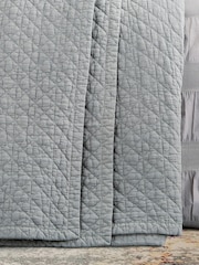 Bedeck of Belfast Silver Stonewashed Quilted Throw - Image 3 of 5