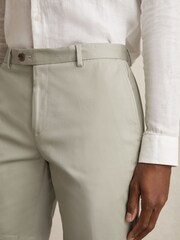 Reiss Soft Sage Oe Hampton Cotton Chino Shorts With Stretch - Image 4 of 6