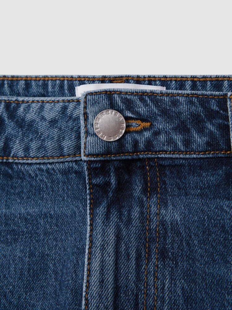 Reiss Mid Blue Wash Calik Tapered Slim Fit Washed Jeans - Image 6 of 6