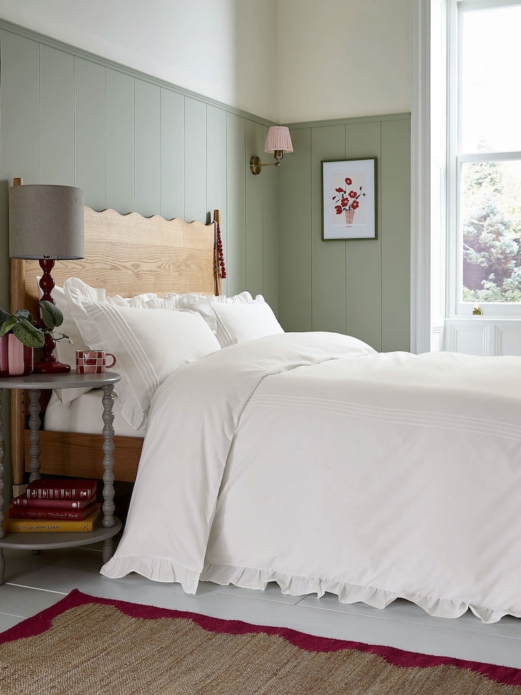 Helena Springfield Evie Pintucks 100% Cotton Duvet Cover & Pillowcase Set - Bild 2 von 5
