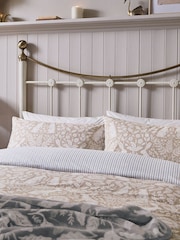 Helena Springfield Hares Floral Print 100% Cotton Duvet Cover & Pillowcase Set - Εικόνα 3 του 5