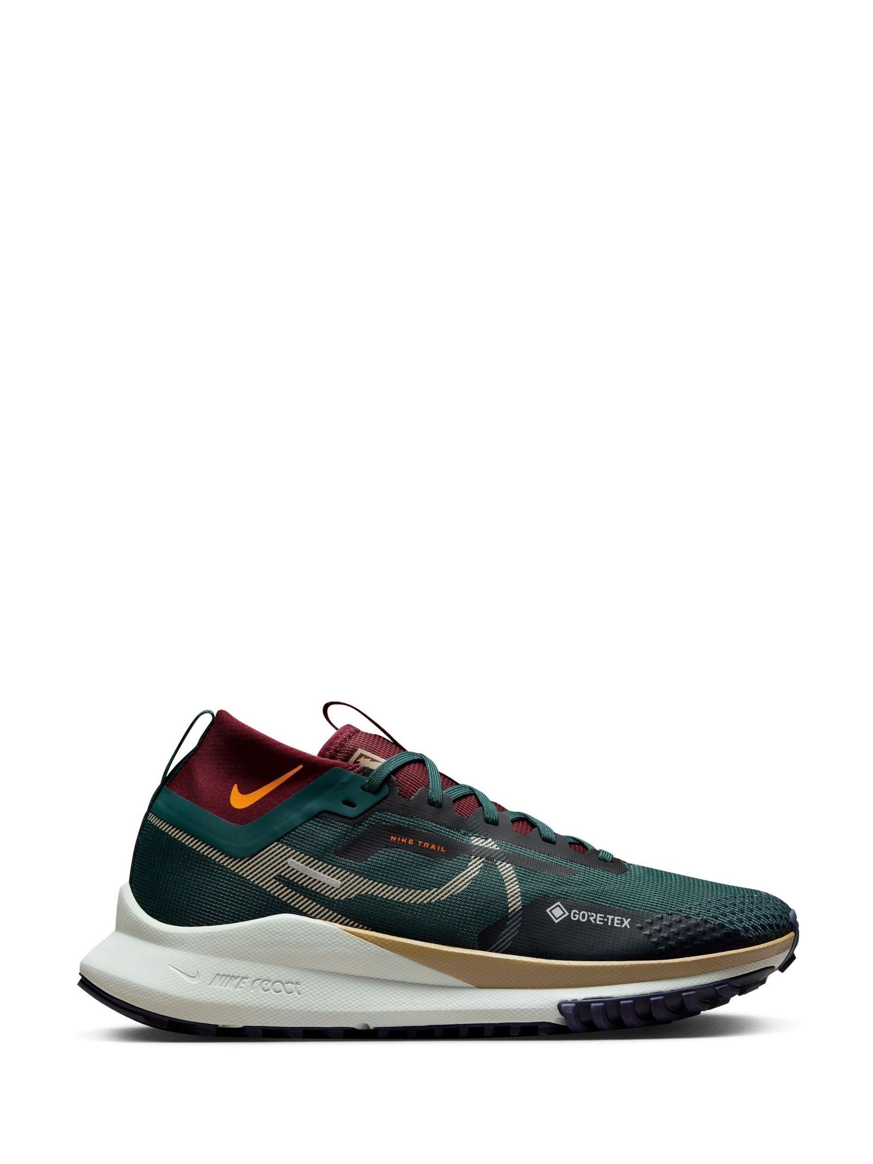 New nike react trainers on sale