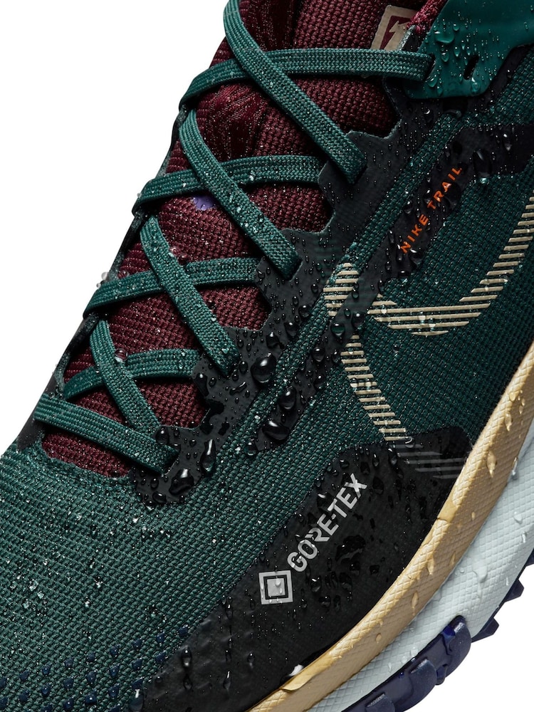 Nike Green/White React Pegasus Trail 4 Gore-Tex Running Trainers - Image 7 of 12