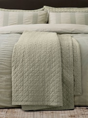 Bedeck of Belfast Stonewashed Quilted Throw - Image 1 de 5