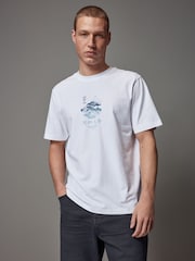 White Hokusai Mountain Artist Licence 100% Cotton T-Shirt - Image 2 of 9
