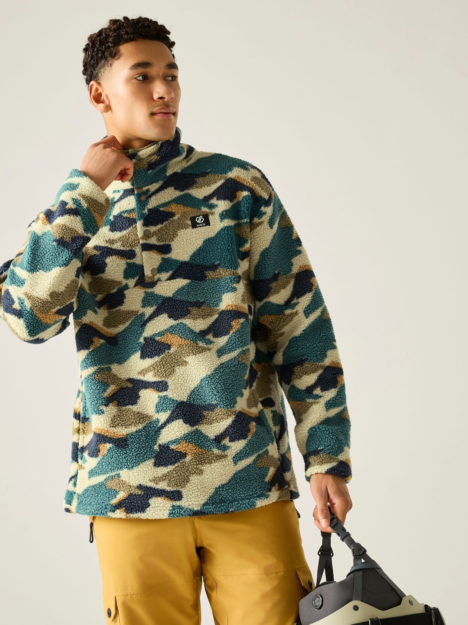 Dare 2B Men's Green Print Fleece - Image 1