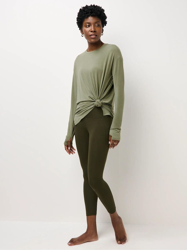 Grønn - Sweaty Betty Soft Flow Studio Langermet Topp - Bilde 2 av 6