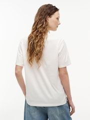 Tommy Jeans White Logo Graphic Relaxed T-Shirt - Image 2 of 5