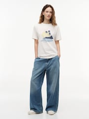 Tommy Jeans White Logo Graphic Relaxed T-Shirt - Image 3 of 5