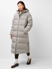 Коричневий картатий принт - Sweaty Betty Nimbus Longline Waterproof Puffer - Image 3 of 6