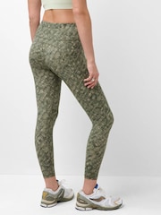 Sweaty Betty Green Texture Print 7/8 Length Power Workout Leggings - Image 5 of 6