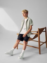 رمادي - Short Sleeves Textured Shirt (3-16yrs) - صورة 3 من 8