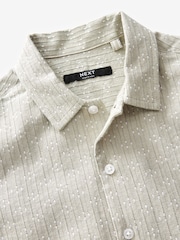 رمادي - Short Sleeves Textured Shirt (3-16yrs) - صورة 8 من 8