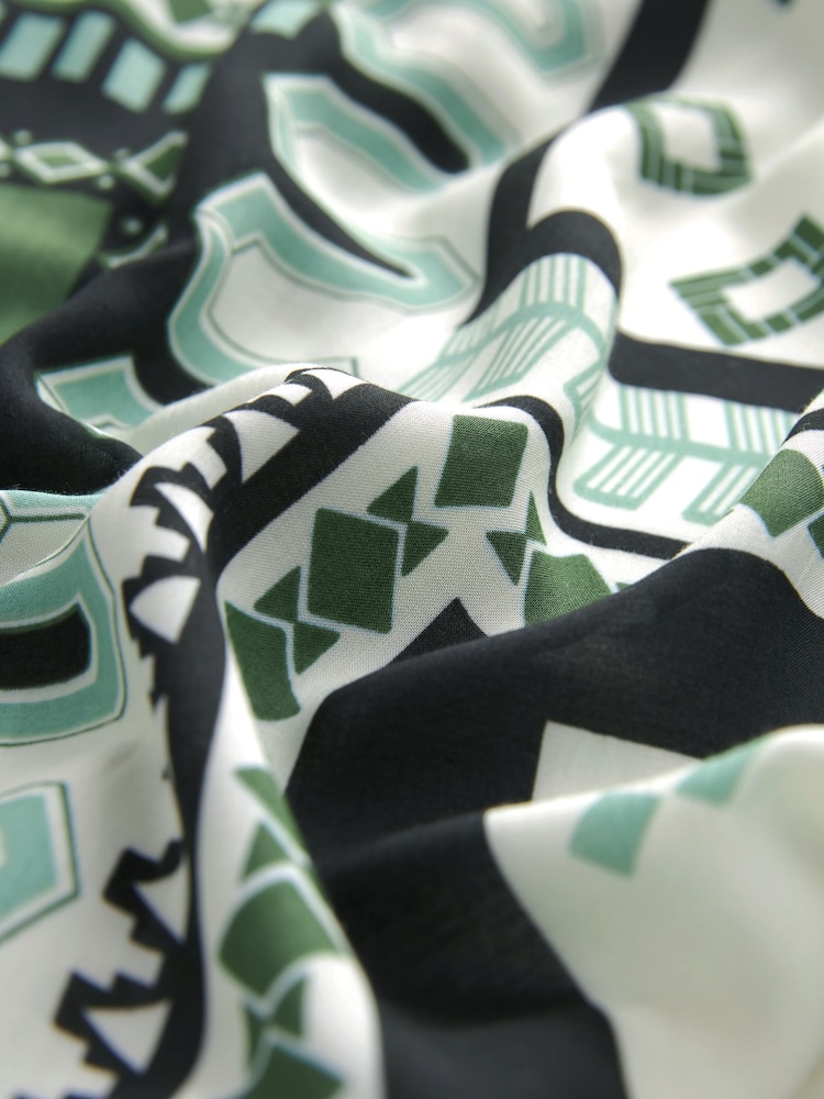 Green Tile Print Short Kimono Cover-Up - Image 6 of 6