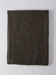 The Set 2 Pack Olive Green Ribbed Waffle Knitted Throws - Image 3 of 4