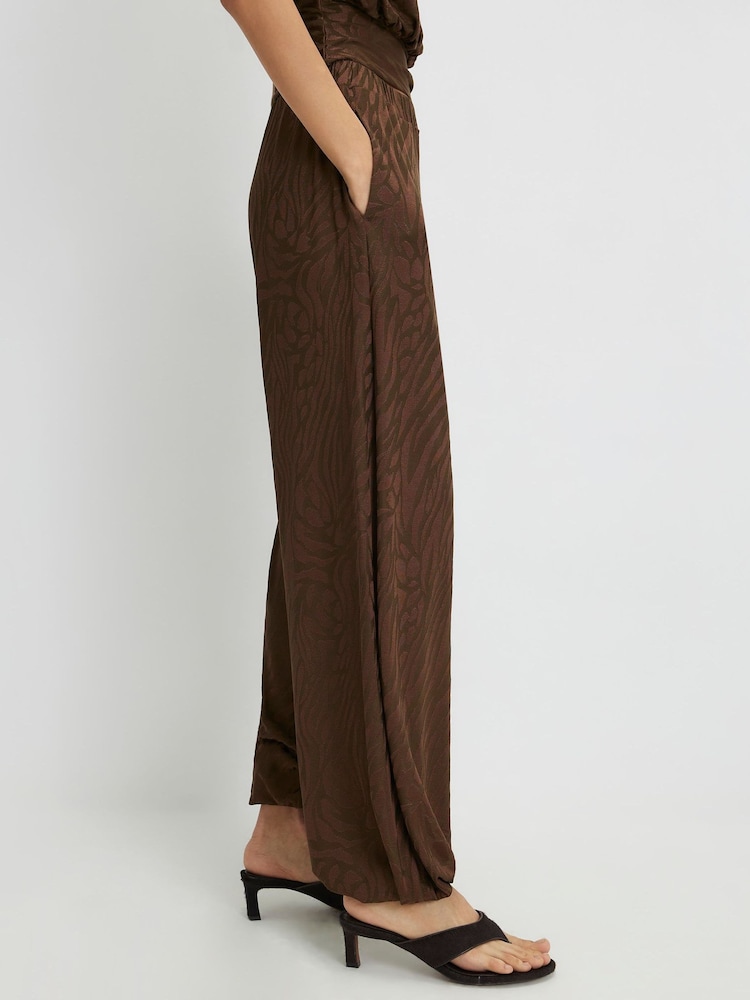 River Island Brown Printed Jacquard Balloon Trousers - Image 4 of 4 River Island Brown Printed Jacquard Balloon Trousers - Image 4 of 4