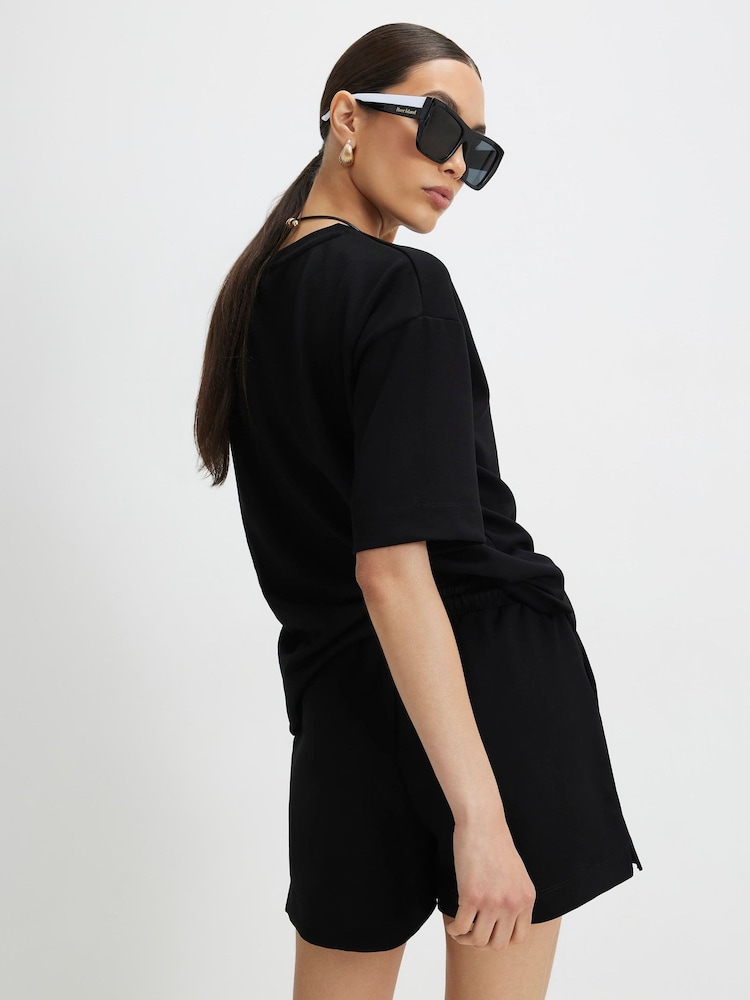 River Island Black Short Sleece Premium Boxy T-Shirt - Image 4 of 4 River Island Black Short Sleece Premium Boxy T-Shirt - Image 4 of 4