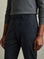Pantalones chinos Eastbury de algodón de corte slim de Reiss - Imagen 4 de 7