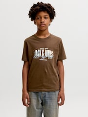حزمة من 3 تيشِرتات بطبعة غرافيك من JACK & JONES Junior - صورة 2 من 7
