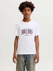 حزمة من 3 تيشِرتات بطبعة غرافيك من JACK & JONES Junior - صورة 3 من 7
