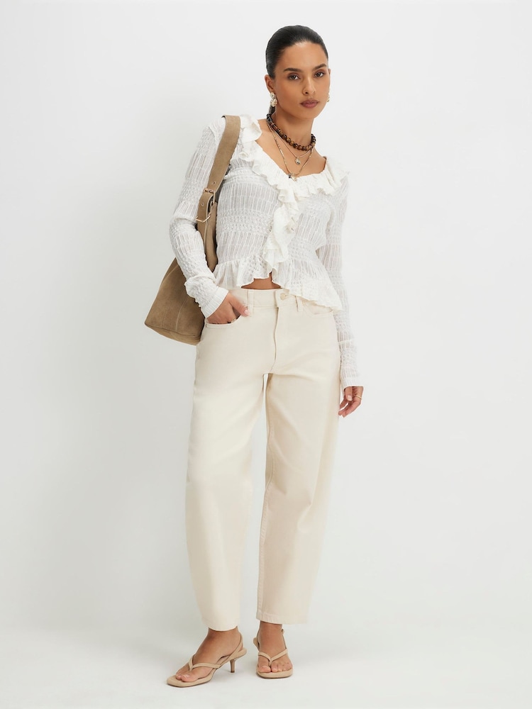 River Island Cream Petite Barrel Leg Jeans - Image 2 of 4 River Island Cream Petite Barrel Leg Jeans - Image 2 of 4