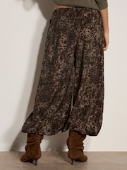 Apricot Brown Leopard Print Wide-Leg Woven Trousers - Image 4 of 4