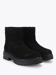 KG Kurt Geiger Black Snow Suede Boots - Image 3 of 4
