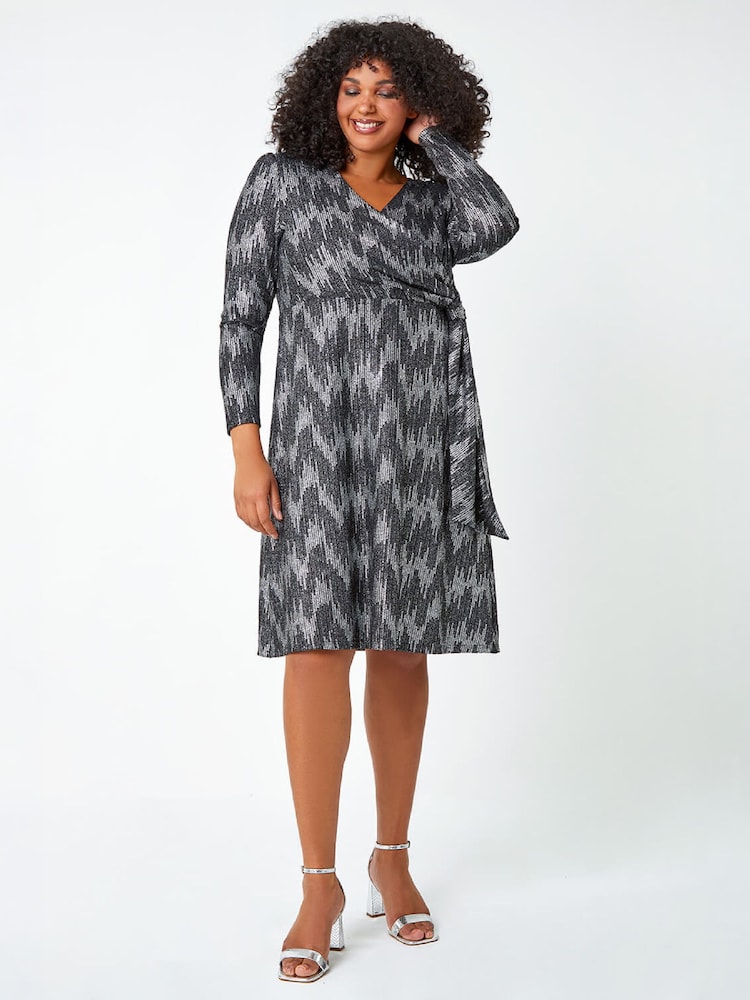 Roman Curve Shimmer Stretch Wrap Dress - صورة 2 من 4 Roman Curve Shimmer Stretch Wrap Dress - صورة 2 من 4