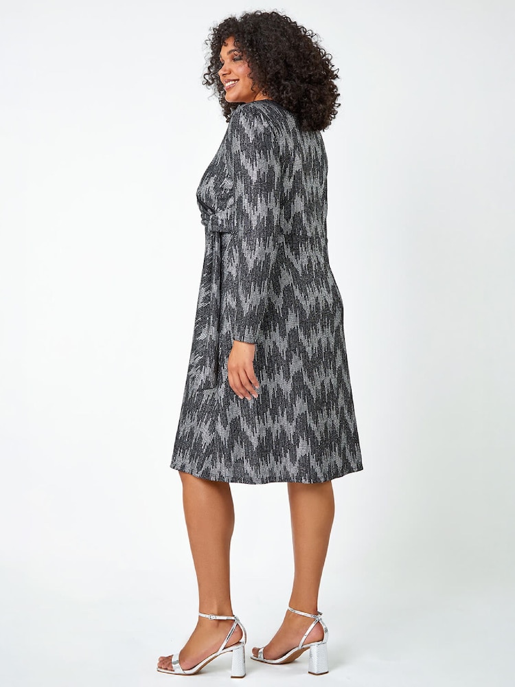 Roman Curve Shimmer Stretch Wrap Dress - صورة 4 من 4 Roman Curve Shimmer Stretch Wrap Dress - صورة 4 من 4
