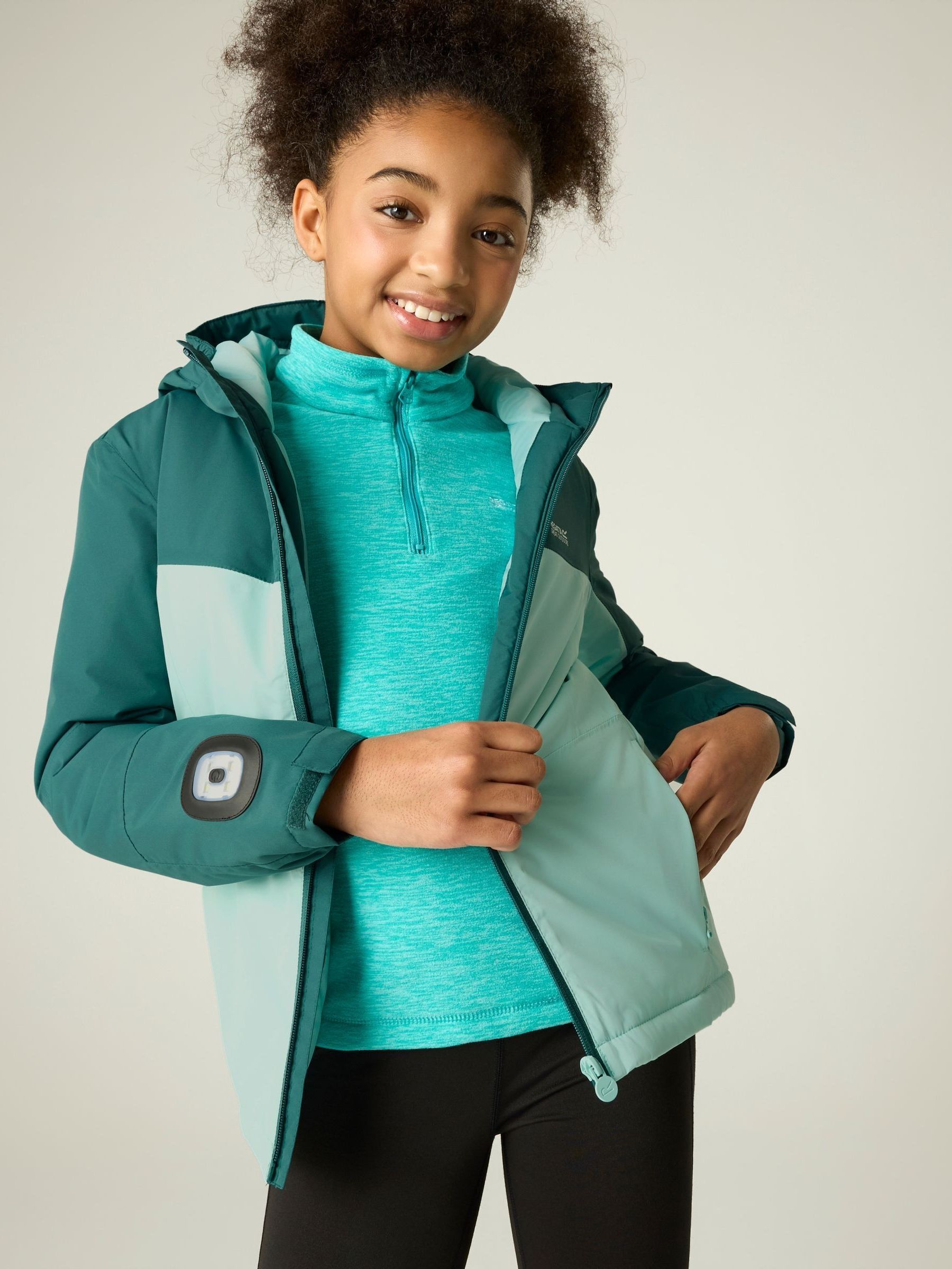 Regatta Kids’ Beamz Insulated School Jacket - Green Size 10-11 Years - Image 3