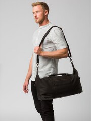 Pure Luxuries London Cargo Leather Holdall - Image 1 of 6