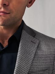 Grey Puppytooth Textured Single Breasted Suit Jacket - Image 5 of 12
