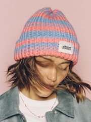 Eleanor Bowmer Strick-Beanie - Bild 1 von 3