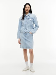 Tommy Jeans Blue Vintage Relaxed Denim Trucker Jacket - Image 4 of 6