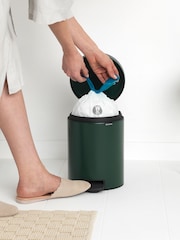 Brabantia Pine Green NewIcon 5L Pedal Bin - Image 6 of 6