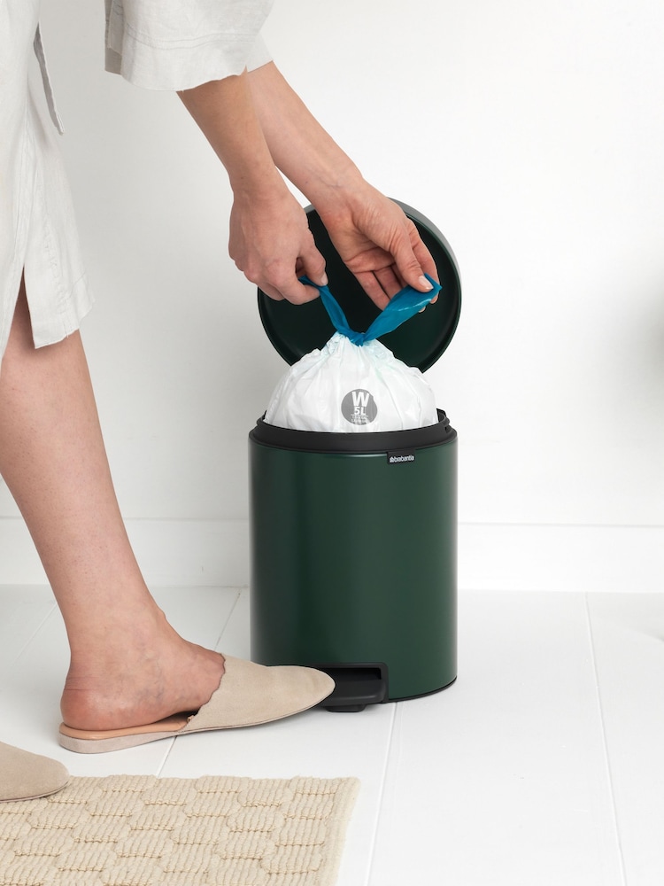 Brabantia Pine Green NewIcon 5L Pedal Bin - Image 6 of 6 Brabantia Pine Green NewIcon 5L Pedal Bin - Image 6 of 6