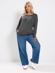 Yours Curve Green Long Sleeve Core T-Shirts 3 Pack - Image 3 of 9